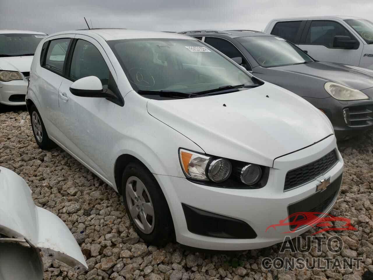 CHEVROLET SONIC 2016 - 1G1JA6SH8G4155432