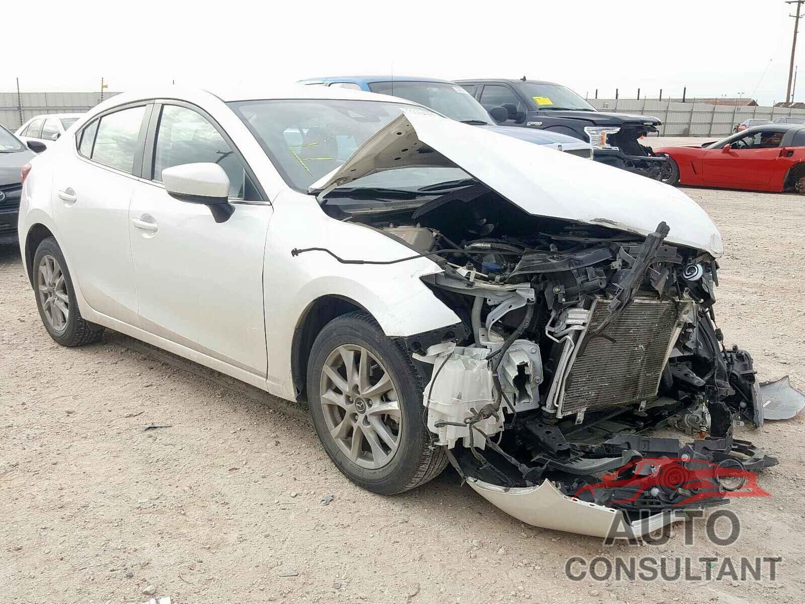 MAZDA 3 2018 - 3N1CN7AP9HL818072