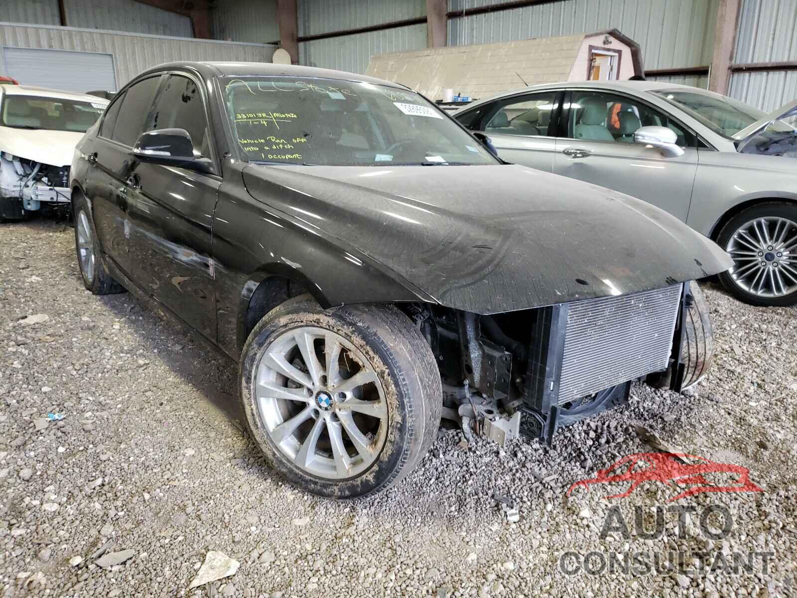 BMW 3 SERIES 2017 - WBA8A9C52HK620213