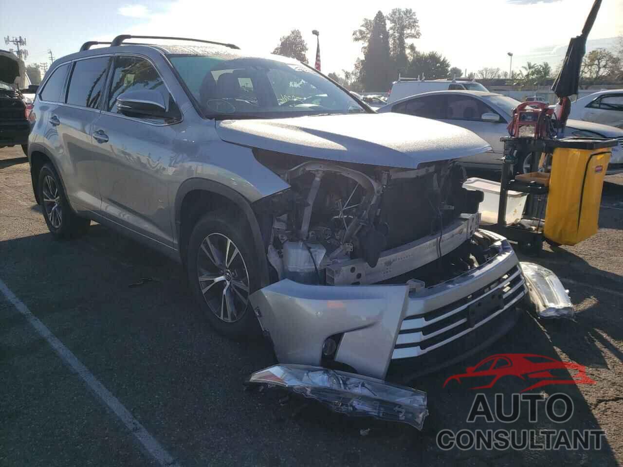TOYOTA HIGHLANDER 2017 - 5TDZZRFH7HS195764