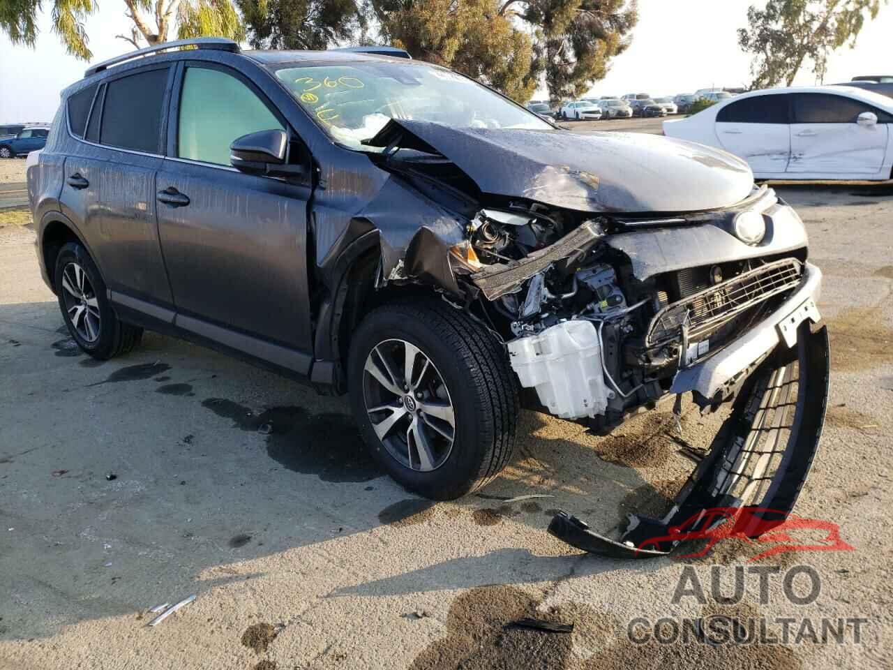 TOYOTA RAV4 2017 - JTMWFREV2HJ103217