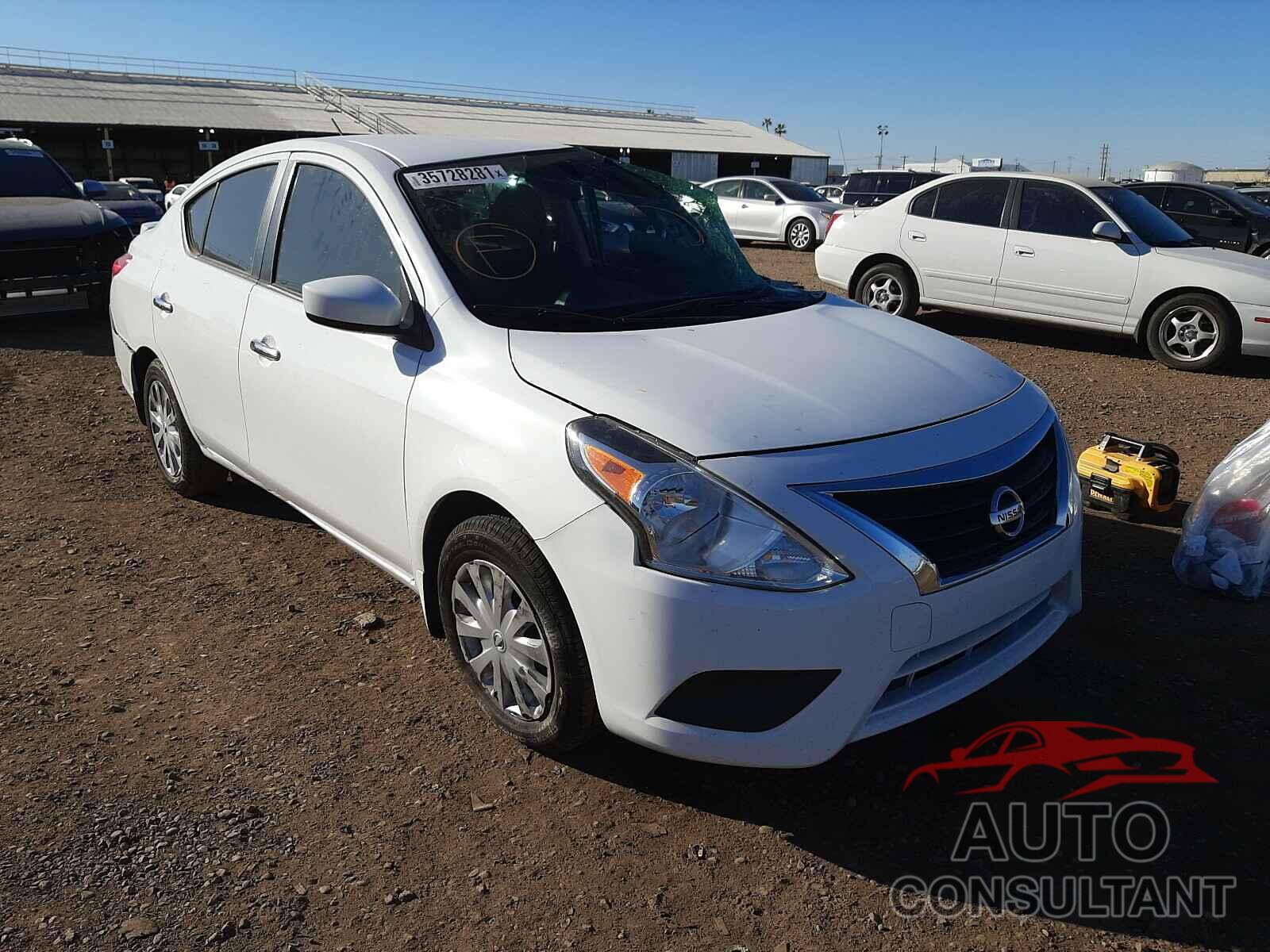 NISSAN VERSA 2018 - 3N1CN7AP7JL862271
