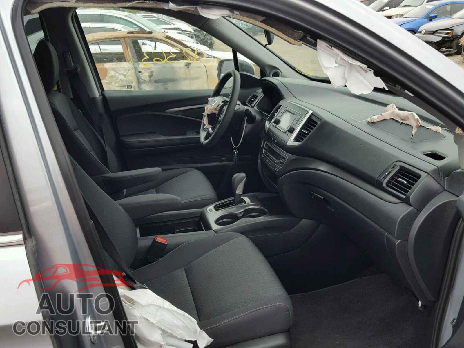 HONDA RIDGELINE 2017 - 5FPYK2F47HB010774