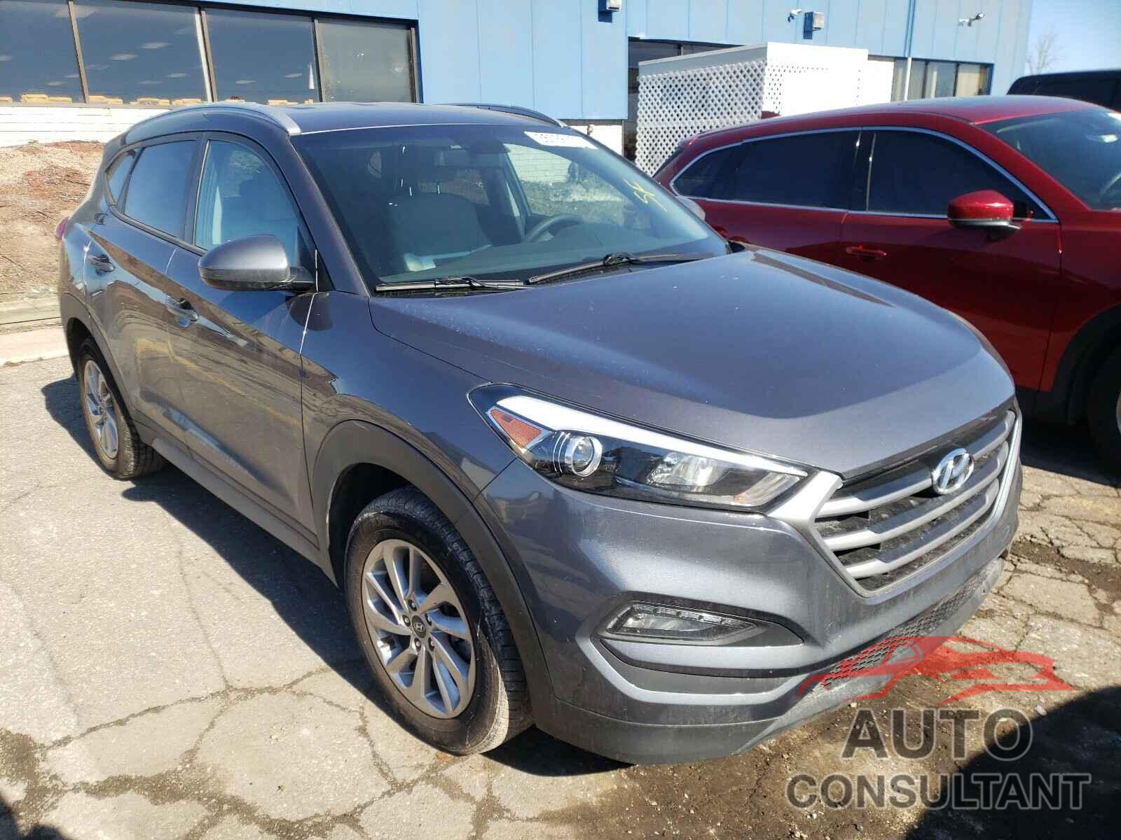 HYUNDAI TUCSON 2018 - KM8J3CA40JU755119