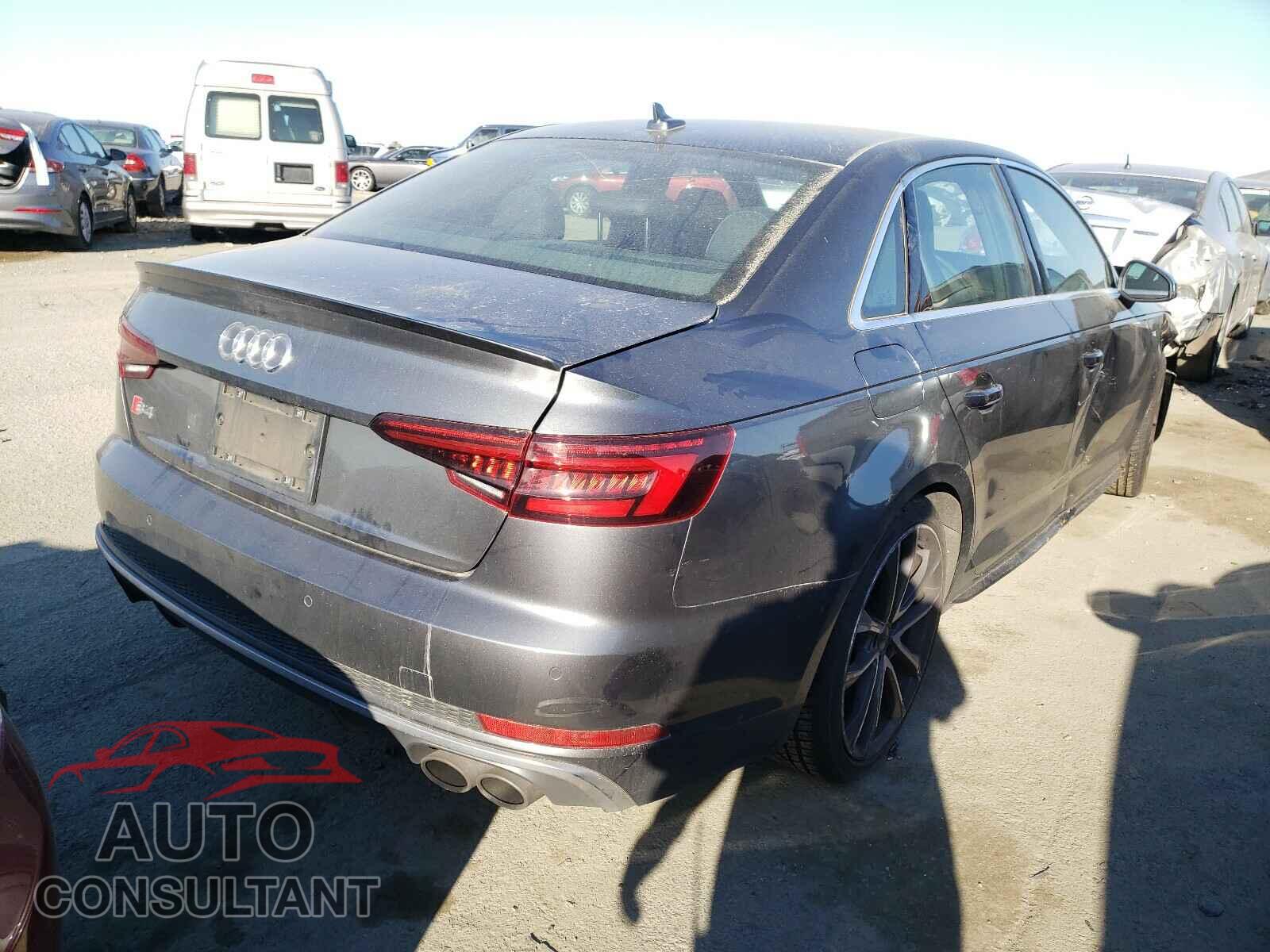 AUDI S4/RS4 2018 - WAUC4AF42JA017523
