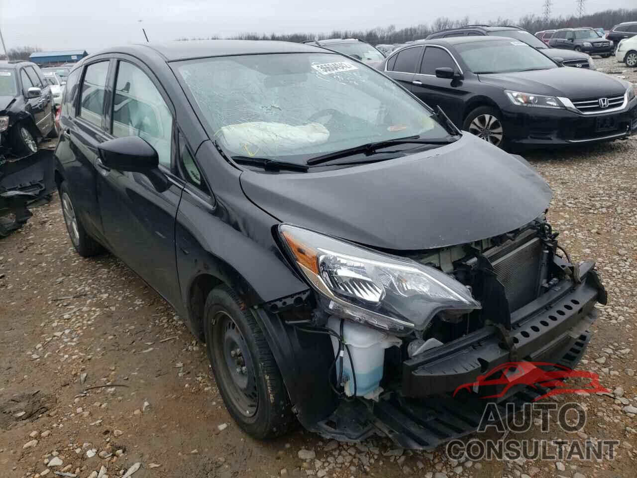 NISSAN VERSA 2017 - 3N1CE2CP8HL368818