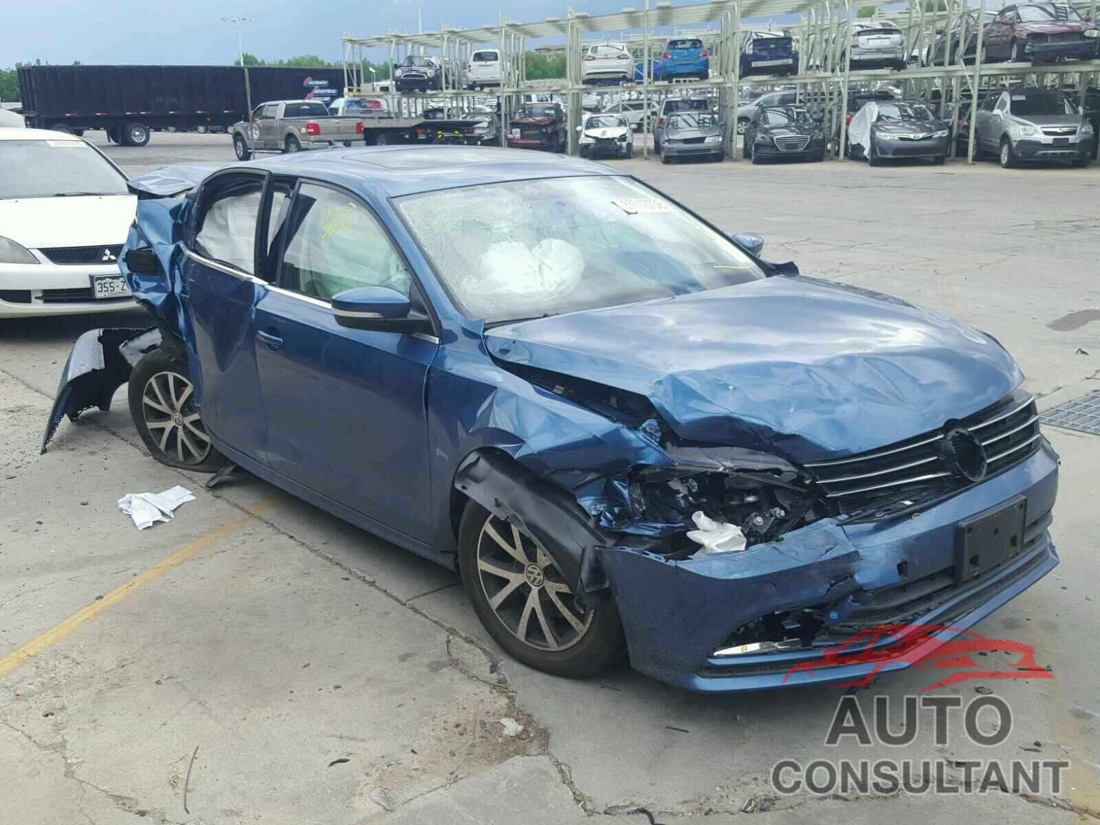 VOLKSWAGEN JETTA 2017 - 3VWB67AJ4HM378576