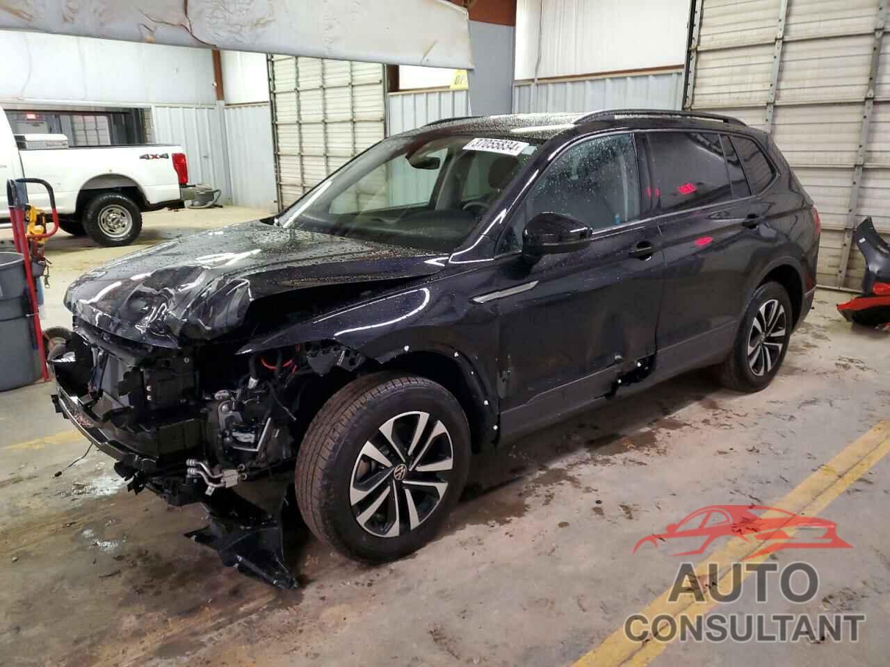 VOLKSWAGEN TIGUAN 2022 - 3VV0B7AX3NM045826