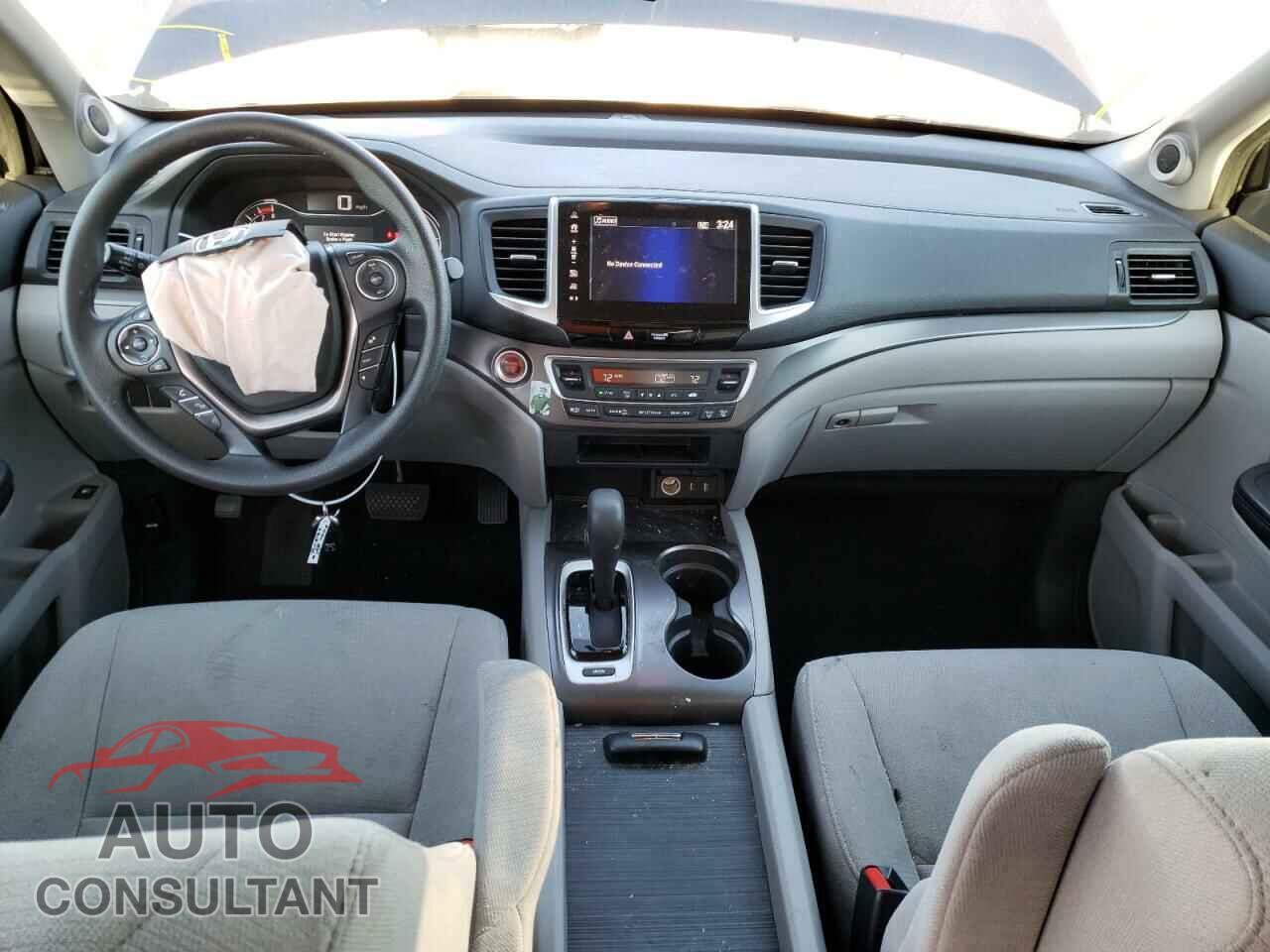 HONDA PILOT 2017 - 5FNYF5H34HB036901