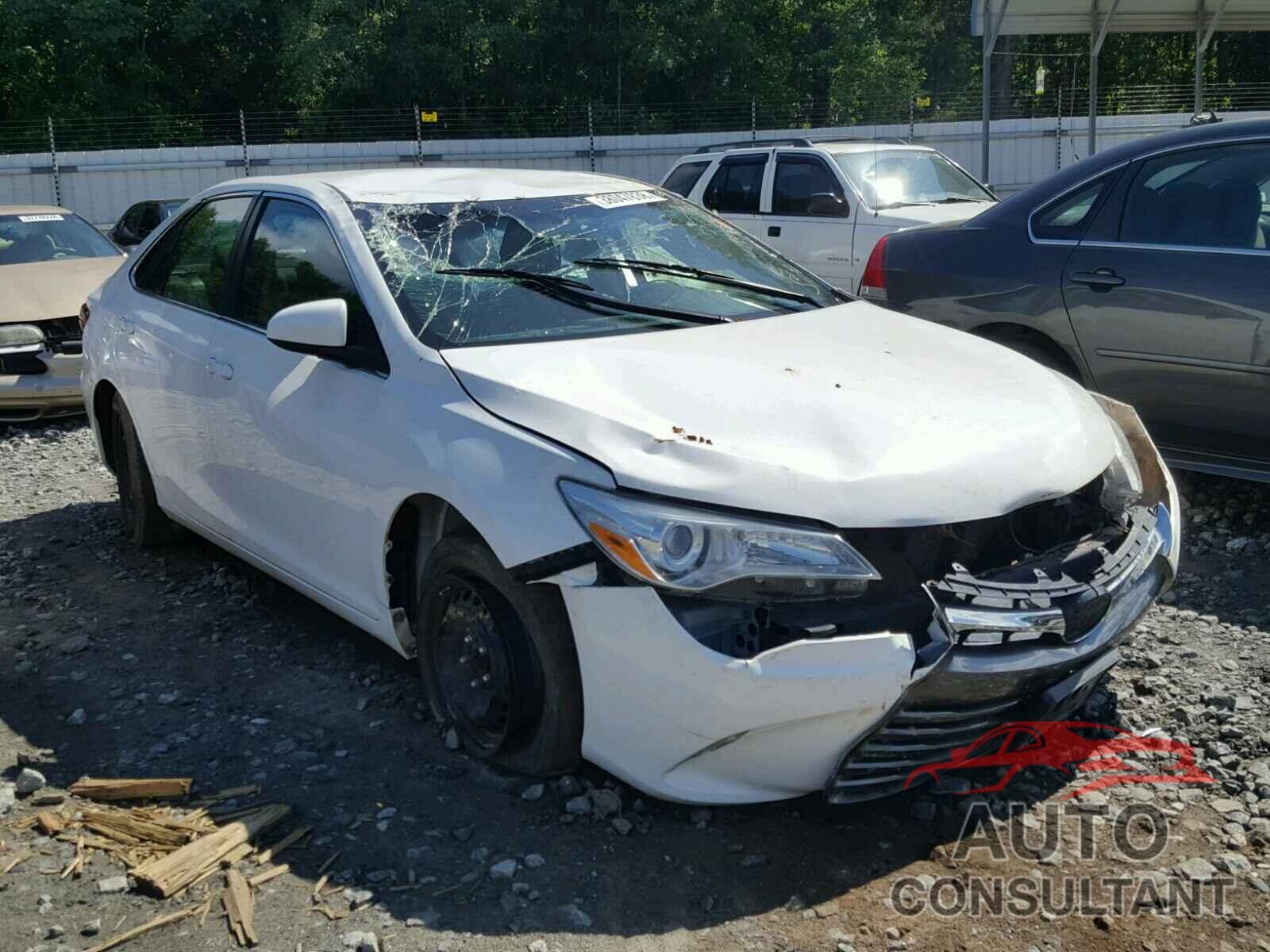 TOYOTA CAMRY 2015 - 4T1BF1FK4FU924086