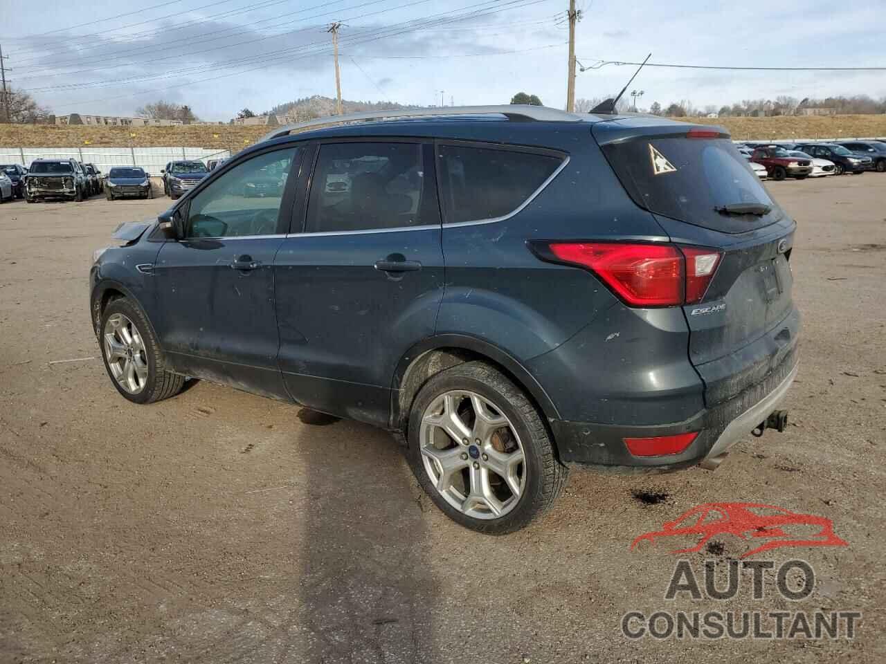 FORD ESCAPE 2019 - 1FMCU9J96KUA19145