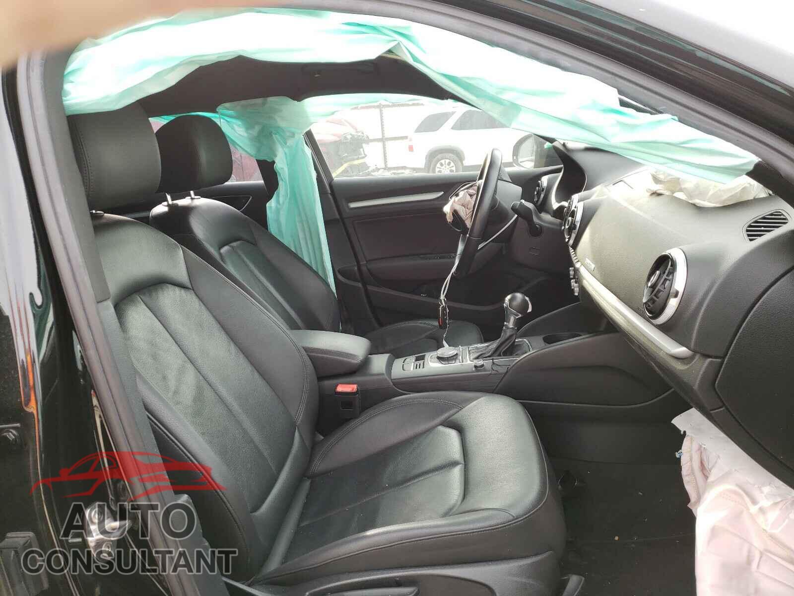 AUDI A3 2016 - WAUA7GFF1G1118242