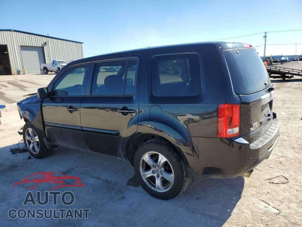 HONDA PILOT 2013 - 5FNYF4H42DB022427