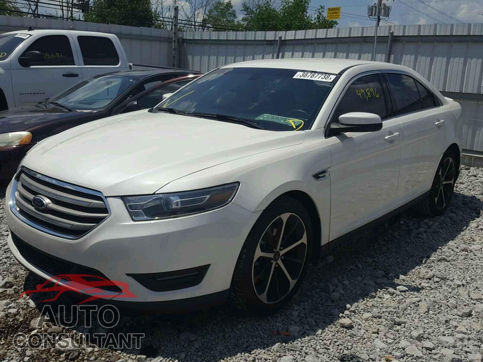 FORD TAURUS 2015 - 1FAHP2E88FG206746