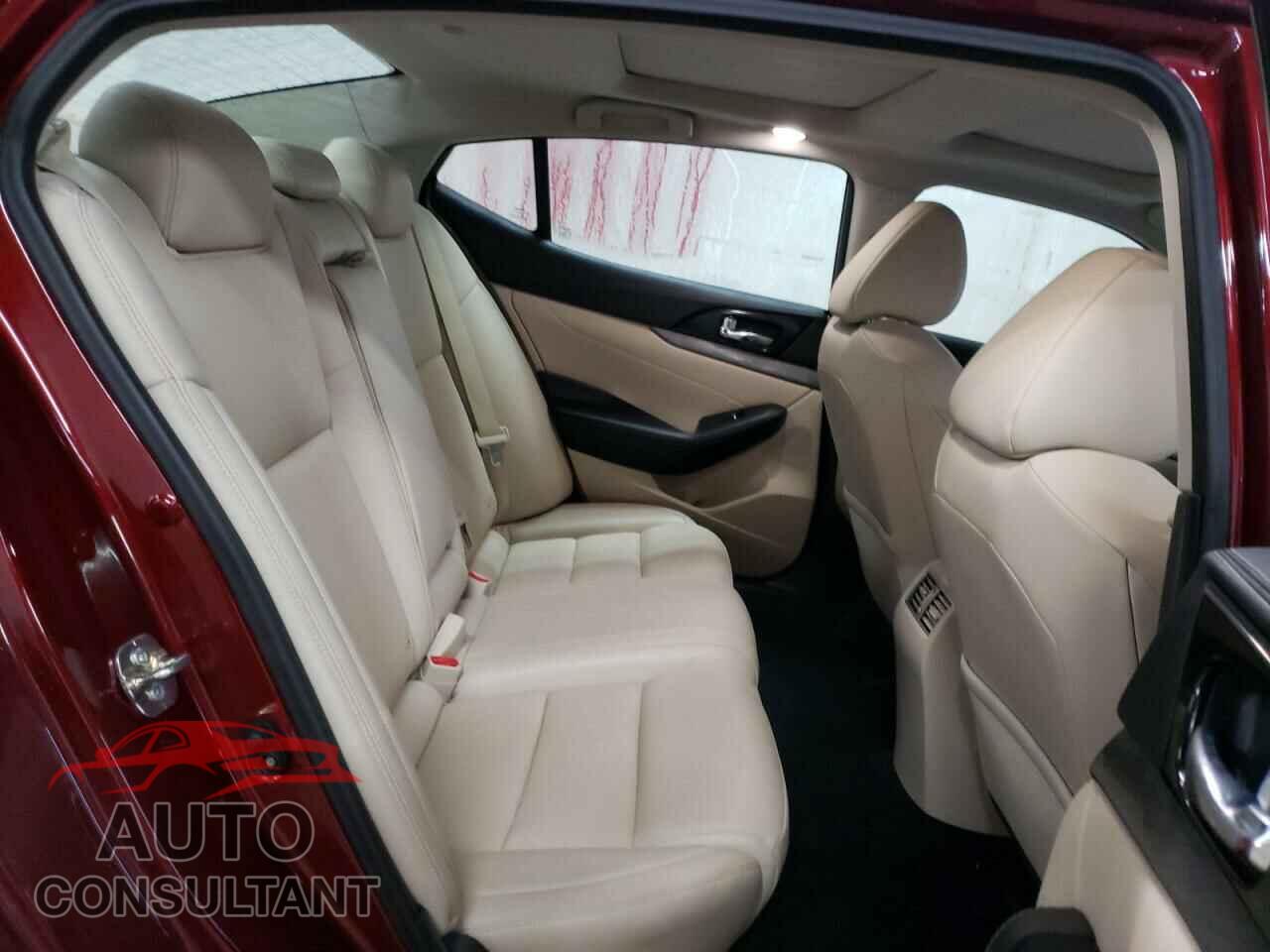 NISSAN MAXIMA 2017 - 1N4AA6AP1HC435707