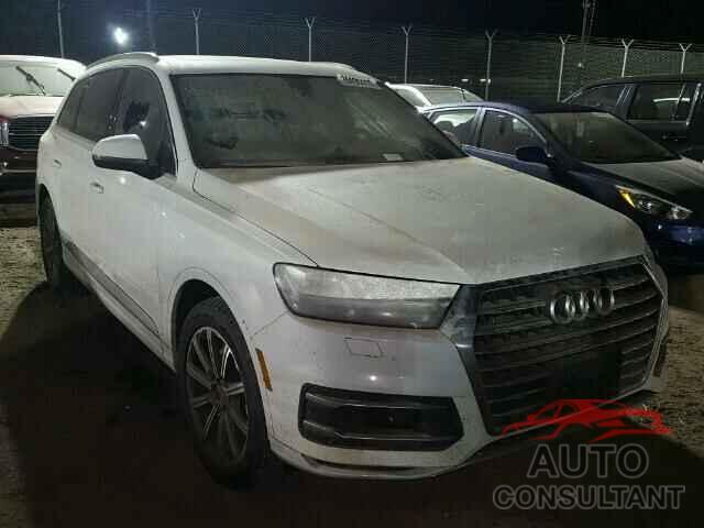 AUDI Q7 2017 - WA1LAAF70HD056815