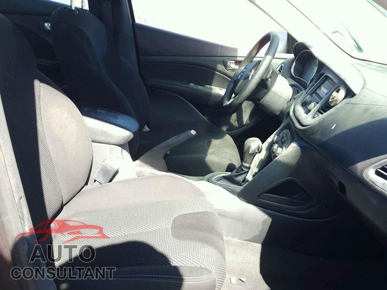 DODGE DART 2015 - 1C3CDFBB1FD420519