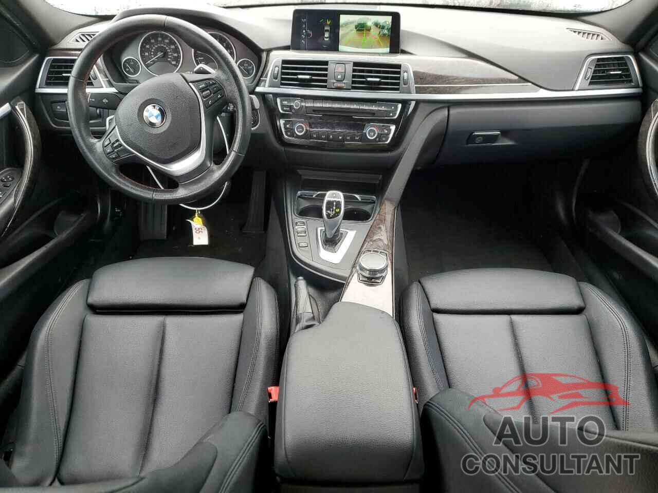 BMW 3 SERIES 2017 - WBA8D9G35HNU64134