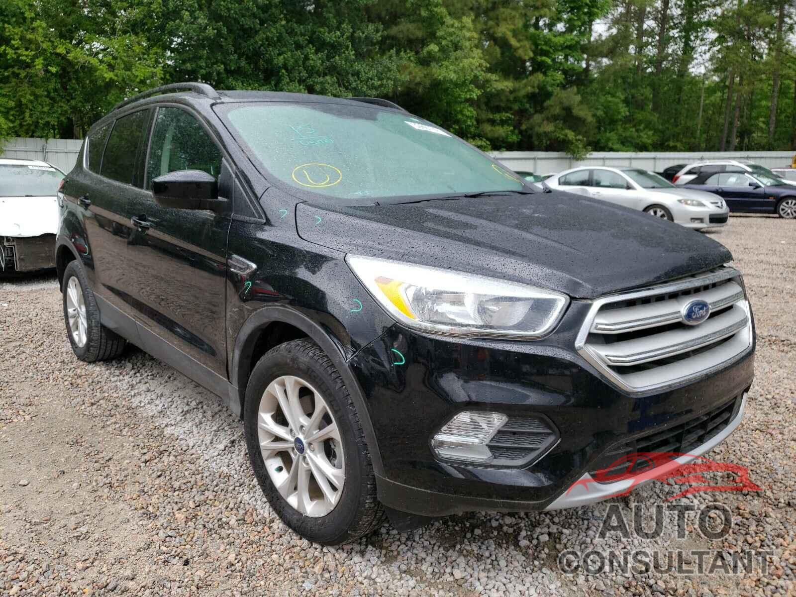 FORD ESCAPE 2018 - 1FMCU0GD5JUD47145