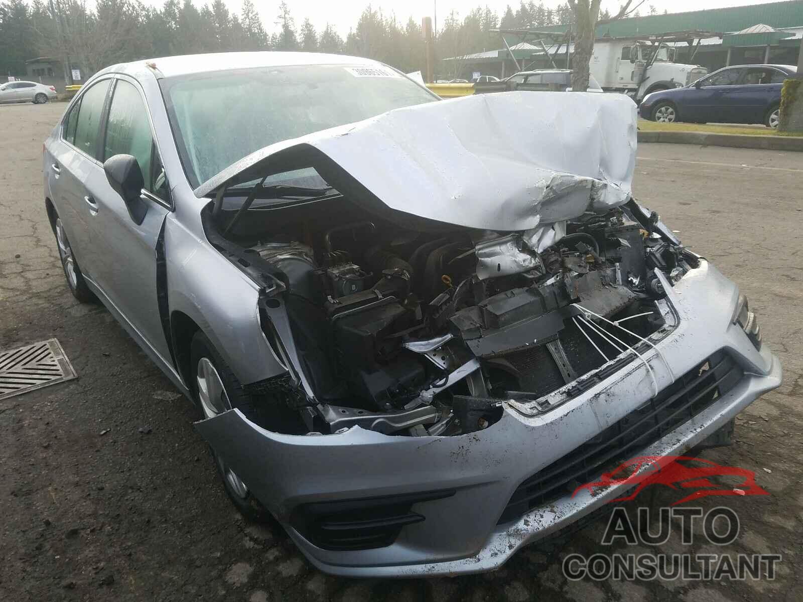 SUBARU LEGACY 2018 - 4S3BNAA66J3017369