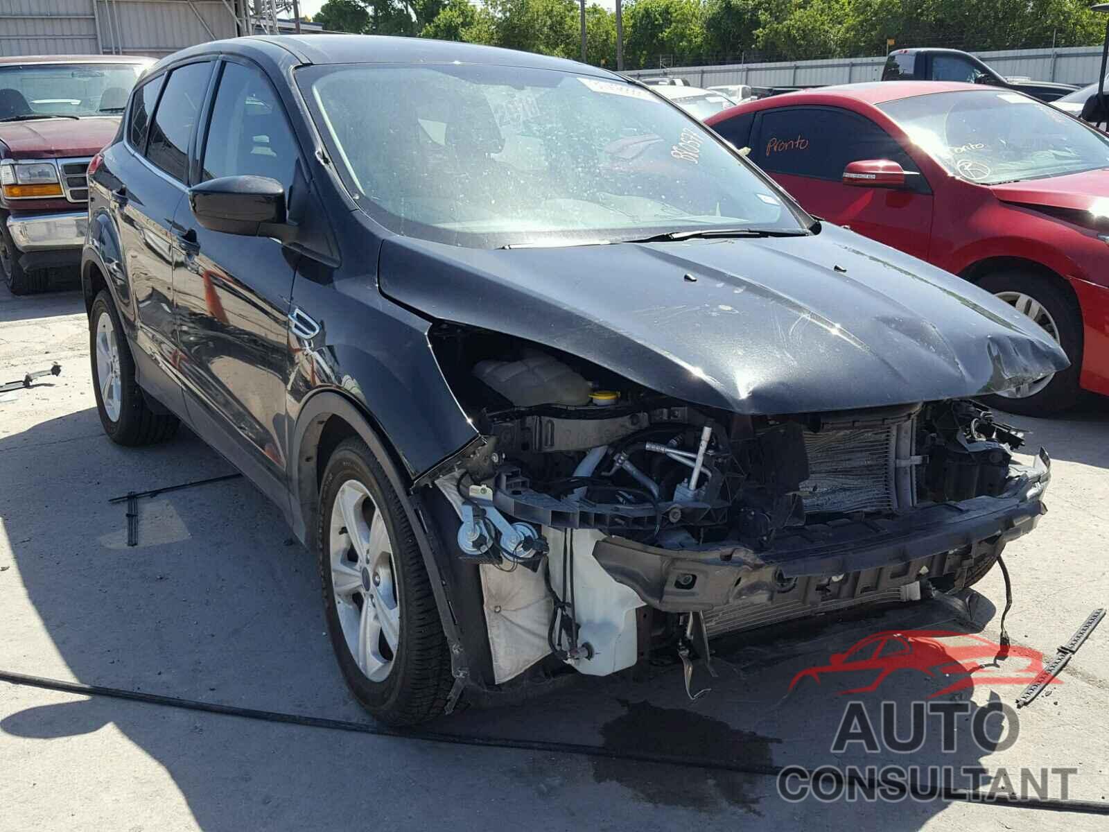 FORD ESCAPE 2015 - 1FMCU0G77FUB80577