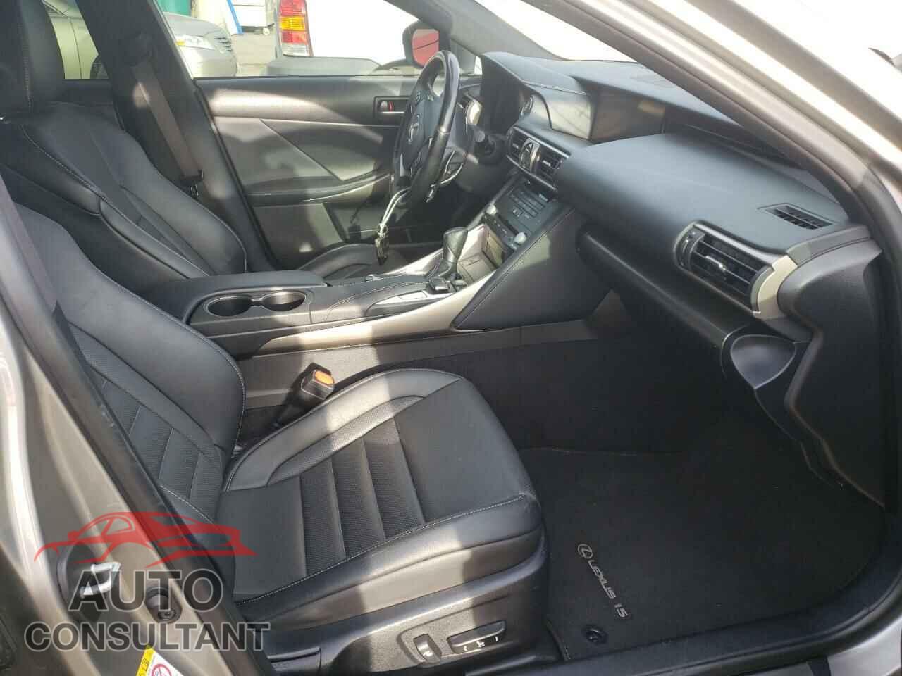 LEXUS IS 2017 - JTHBE1D2XH5031278