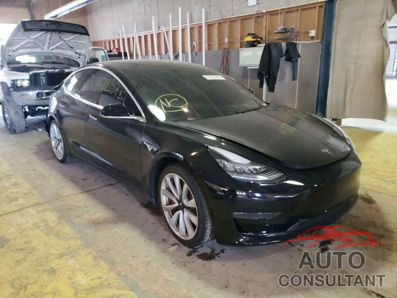 TESLA MODEL 3 2018 - 5YJ3E1EB9JF180984