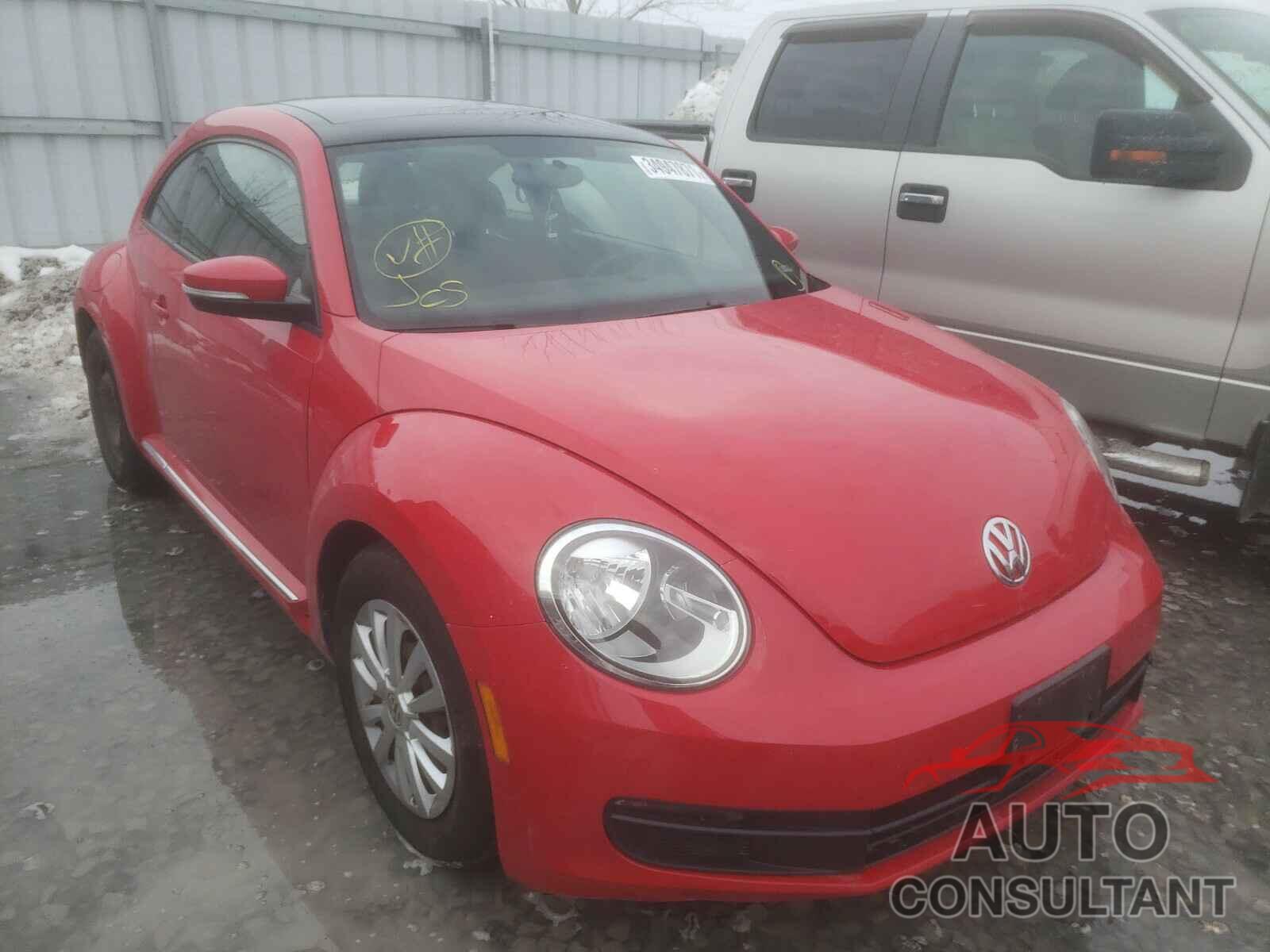 VOLKSWAGEN BEETLE 2016 - 3VWJ07AT6GM628347