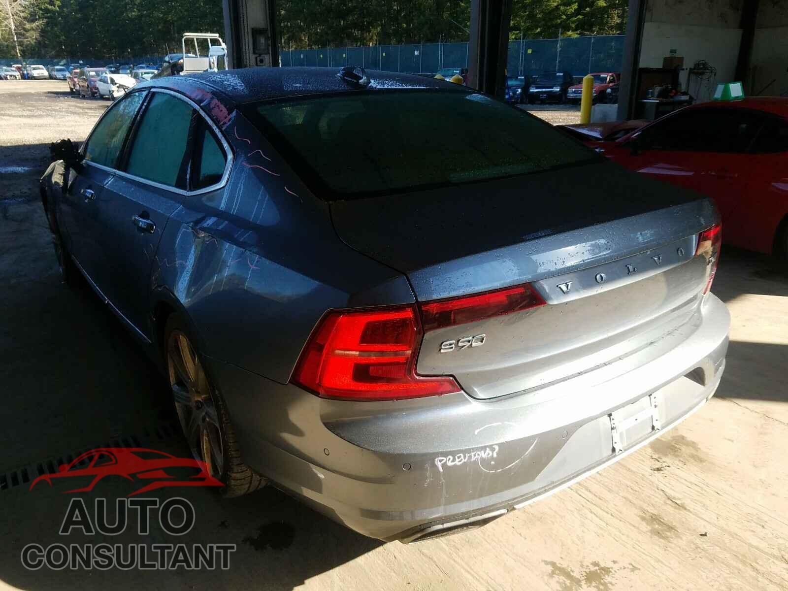 VOLVO S90 2017 - YV1A22ML4H1005202