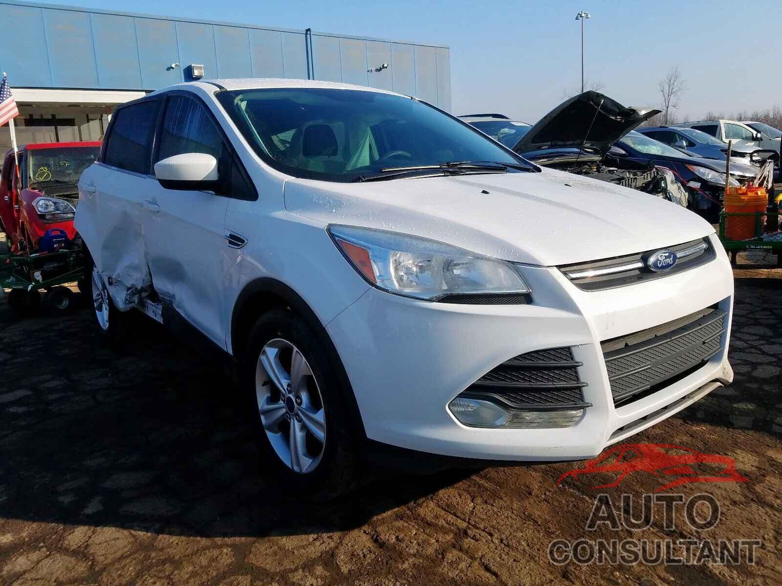 FORD ESCAPE 2015 - KM8K3CA51KU259678