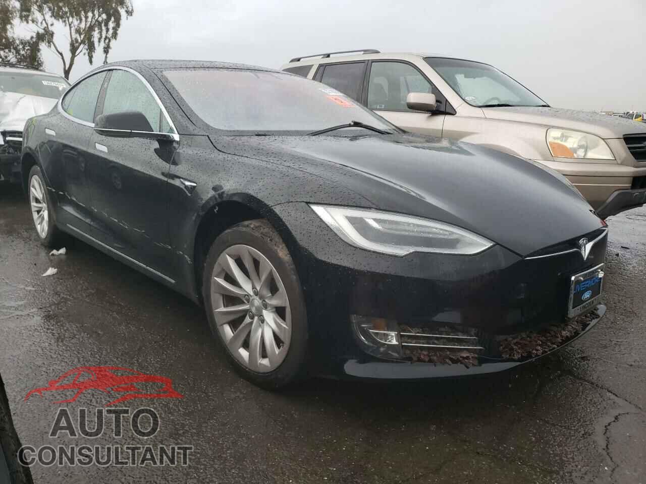 TESLA MODEL S 2018 - 5YJSA1E28JF293557
