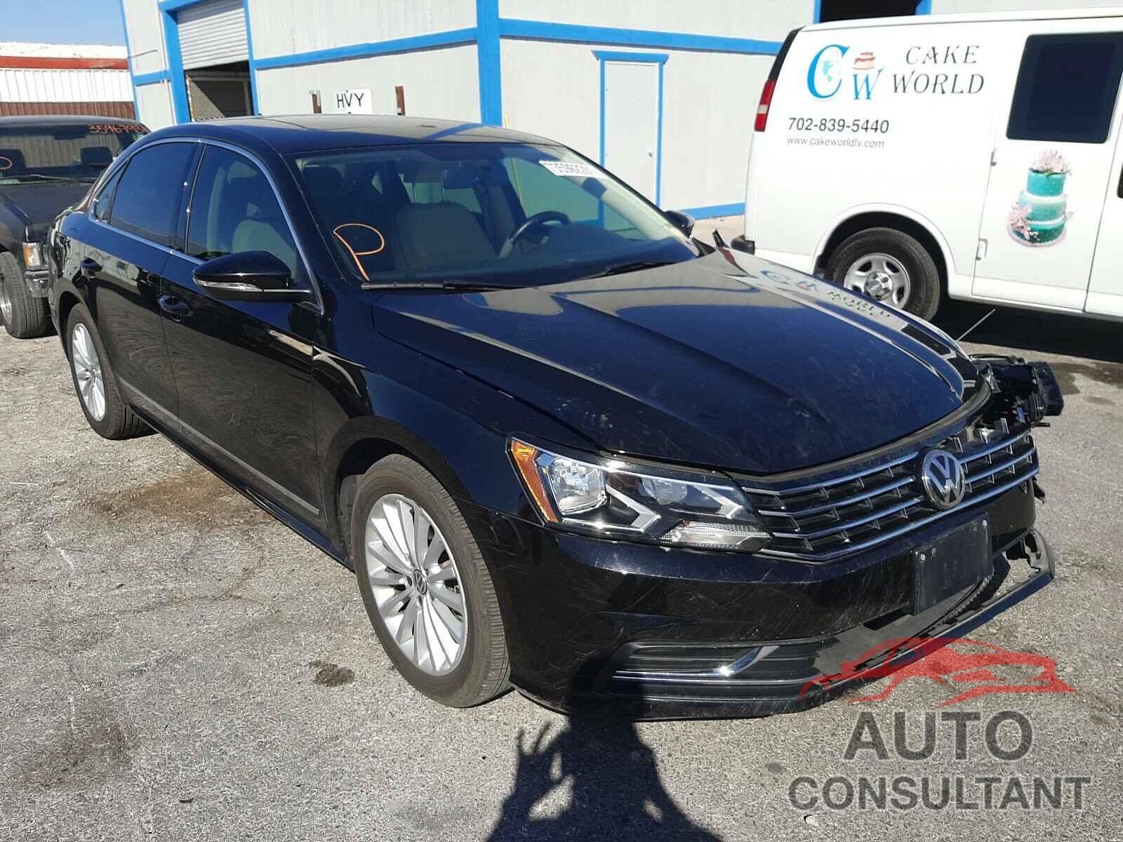 VOLKSWAGEN PASSAT 2017 - 1VWBT7A32HC010795