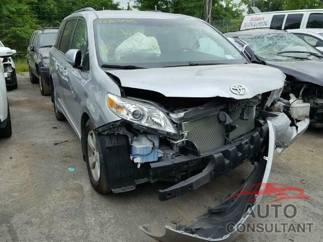 TOYOTA SIENNA LE 2015 - 5TDKK3DC9FS665302