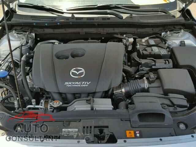 MAZDA 3 2017 - 3MZBN1V74HM103773