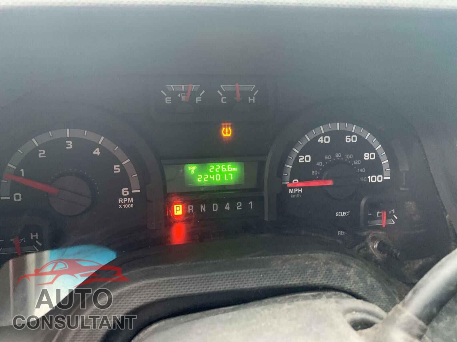 FORD ECONOLINE 2017 - 1FDWE3FS8HDC47272