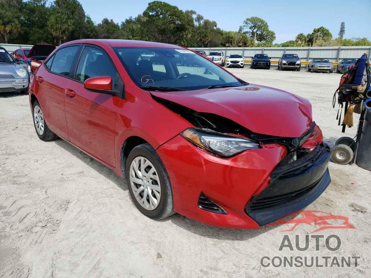 TOYOTA COROLLA 2018 - 5YFBURHE5JP843524