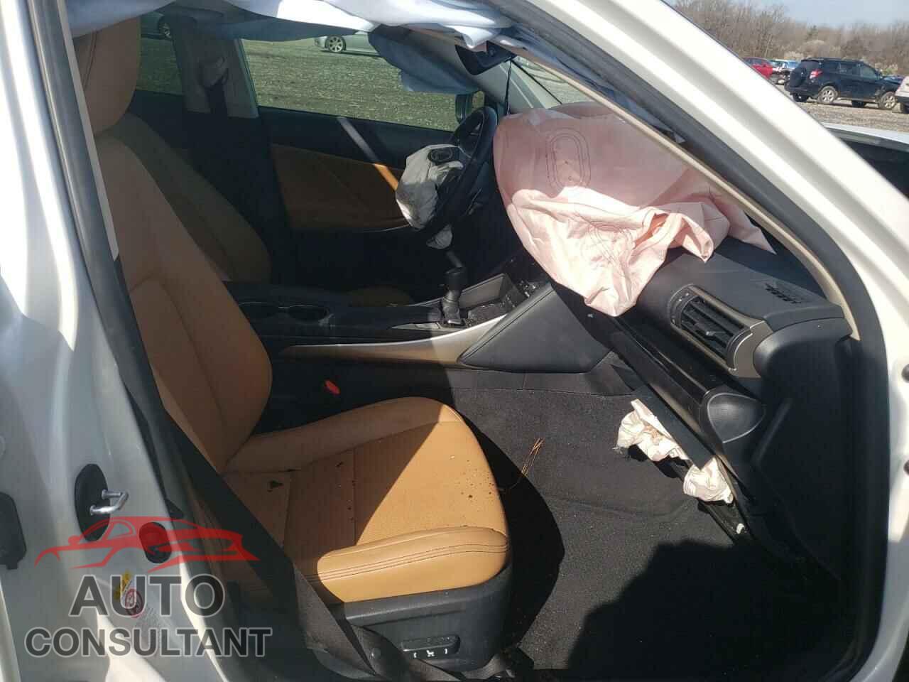 LEXUS IS 2017 - JTHBA1D25H5053667