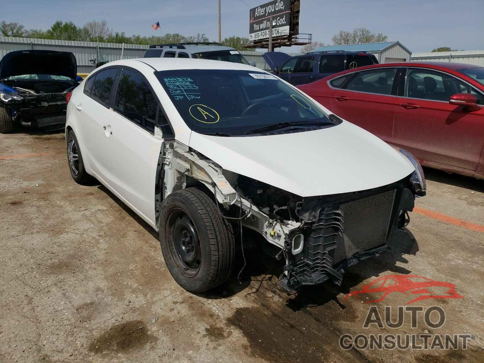 KIA FORTE 2016 - KNAFK4A68G5591364