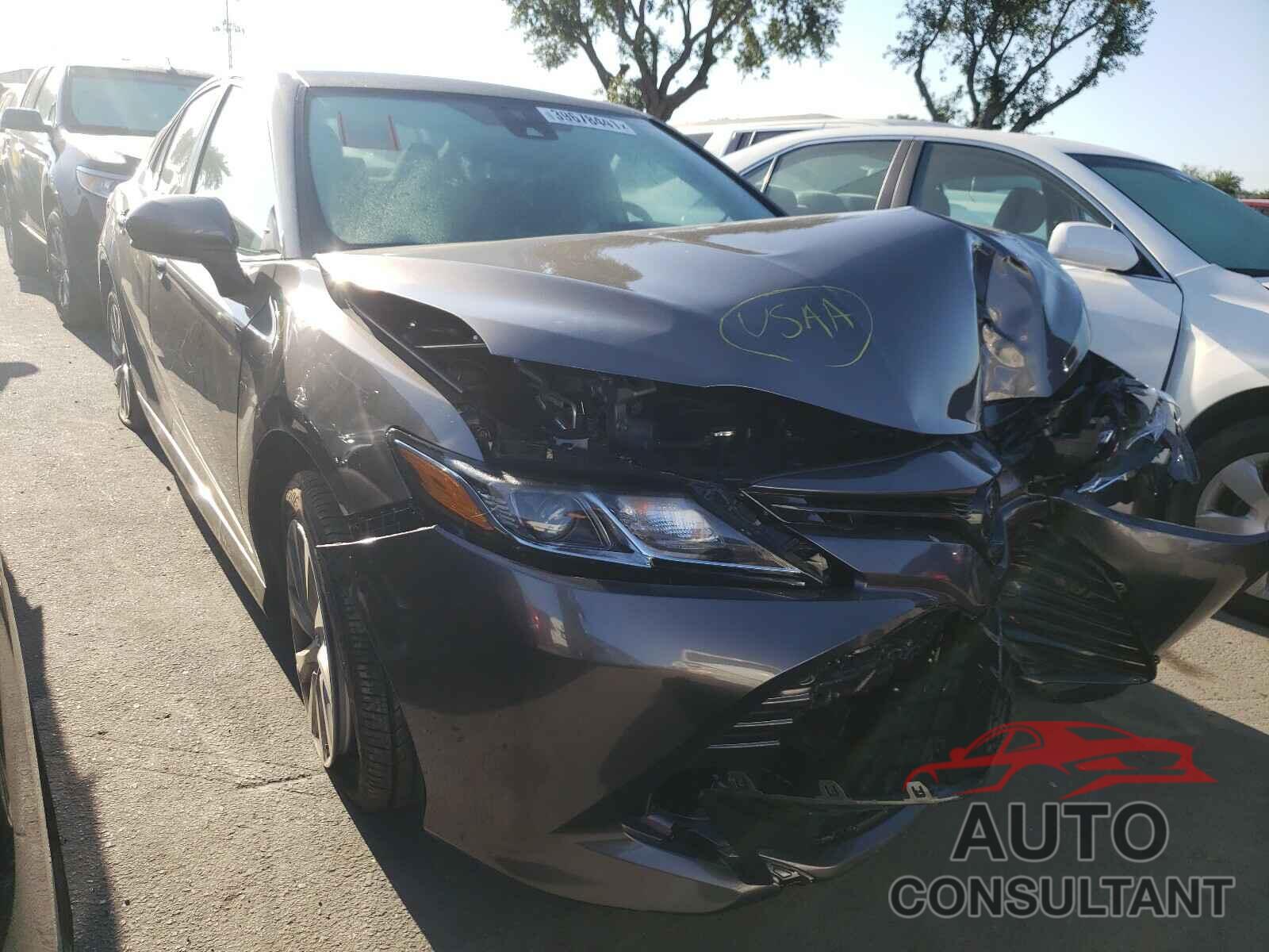 TOYOTA CAMRY 2020 - 4T1C11AK1LU870395