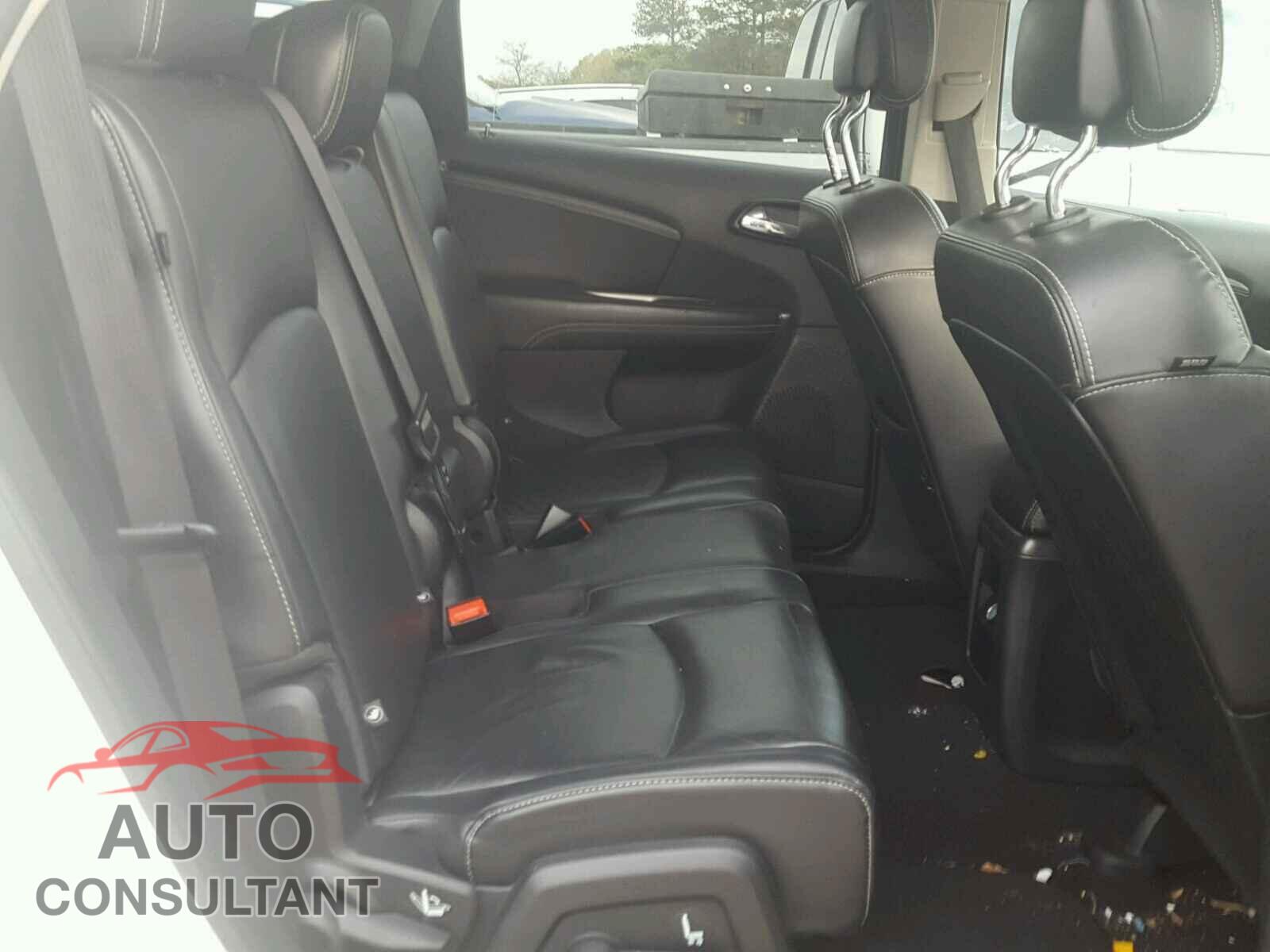 DODGE JOURNEY 2015 - 3C4PDCGB7FT530781