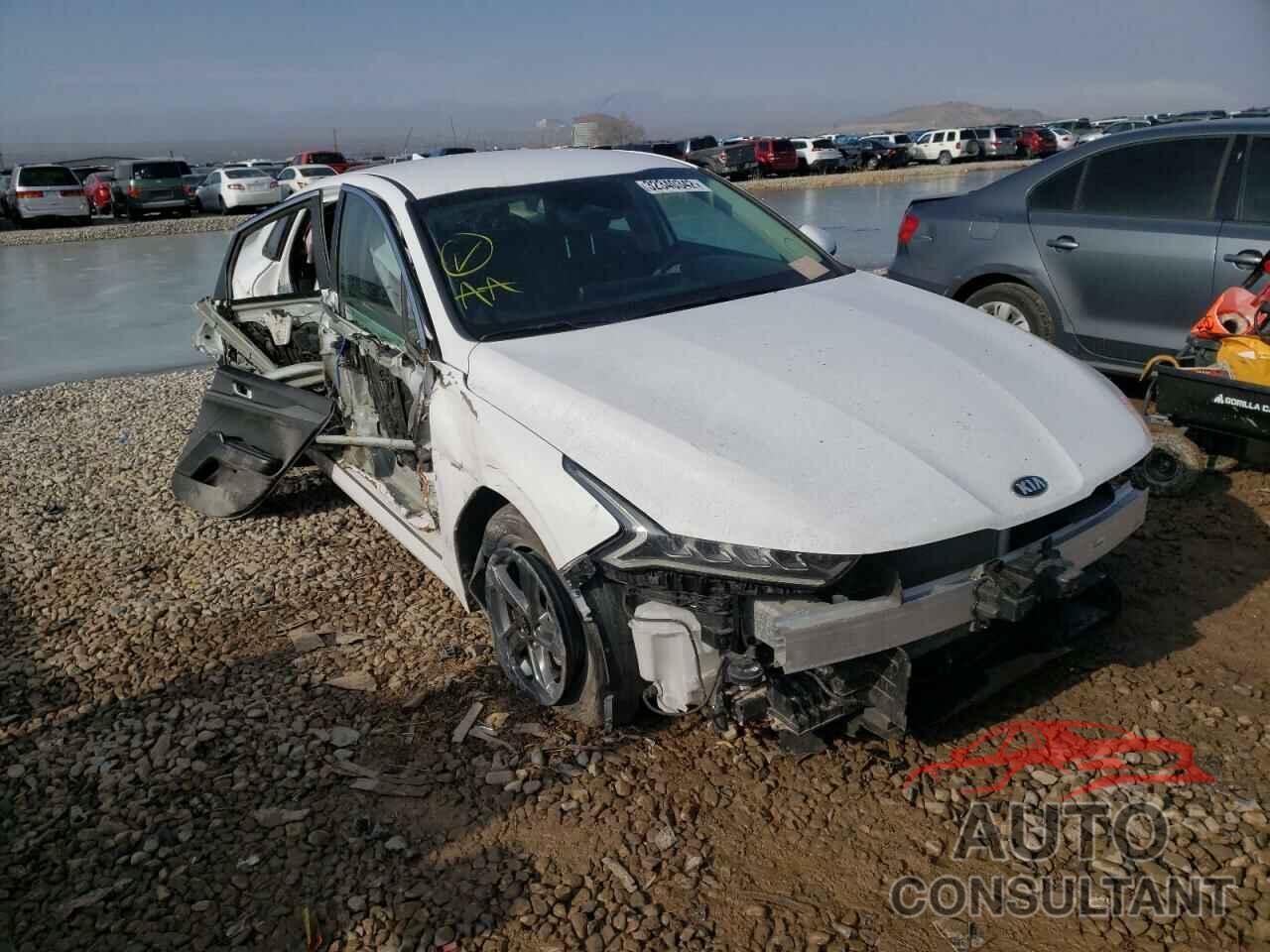 KIA K5 2021 - 5XXG14J25MG019411