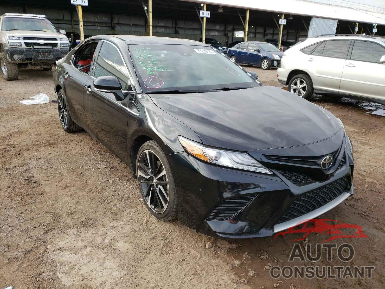 TOYOTA CAMRY 2018 - WZ1DB0C07NW046759