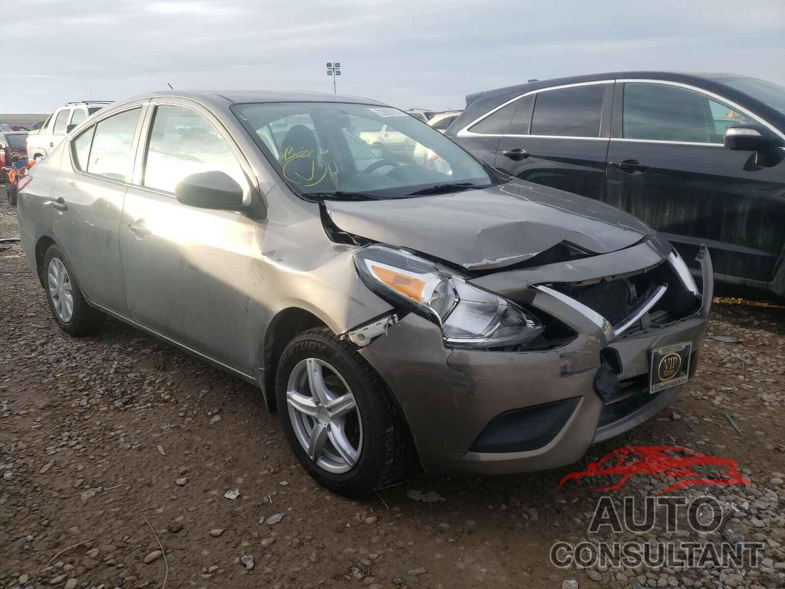 NISSAN VERSA 2017 - 3N1CN7AP7HL843245