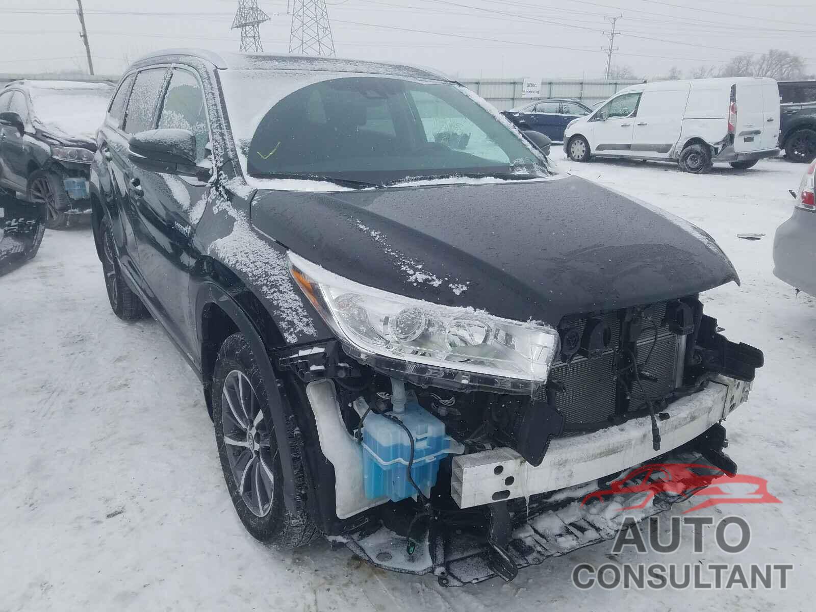 TOYOTA HIGHLANDER 2019 - 5TDJGRFH0KS070082