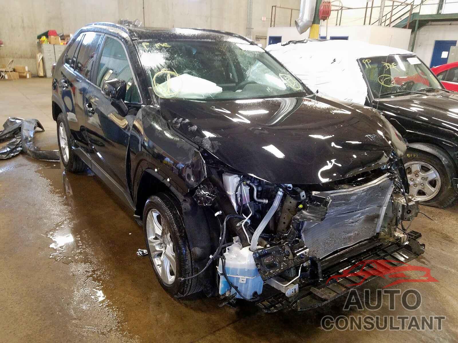 TOYOTA RAV4 2019 - 1VWBS7A35GC014714
