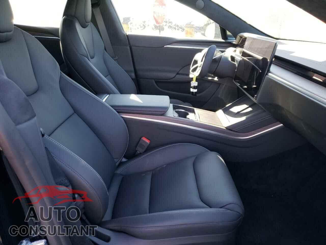 TESLA MODEL S 2021 - 5YJSA1E61MF454418