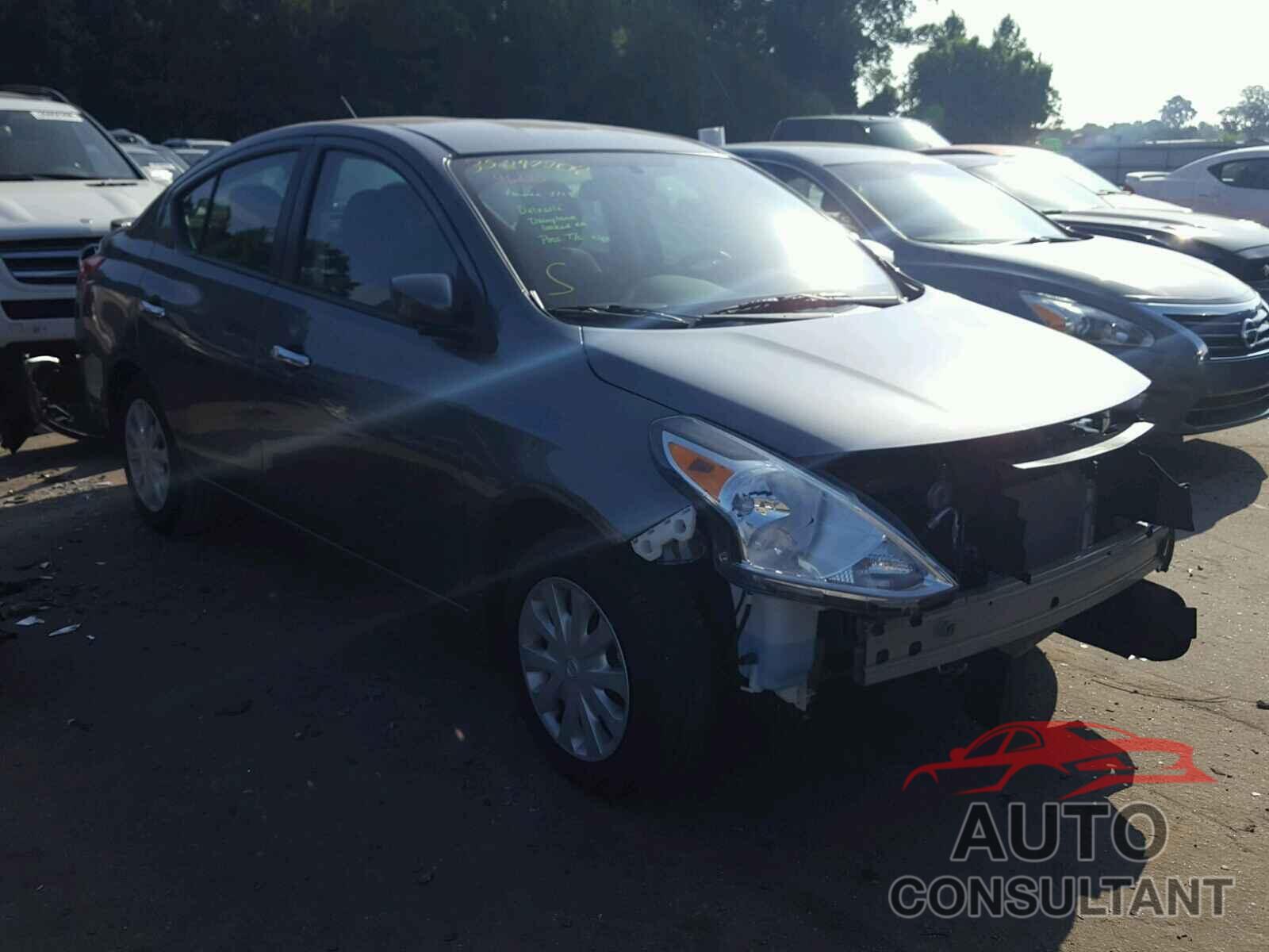 NISSAN VERSA 2017 - 3N1CN7AP7HL903525