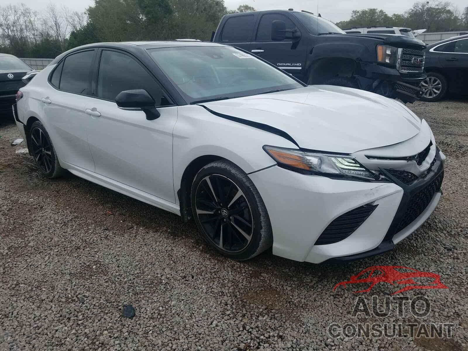 TOYOTA CAMRY 2019 - 4T1B61HK6KU264222