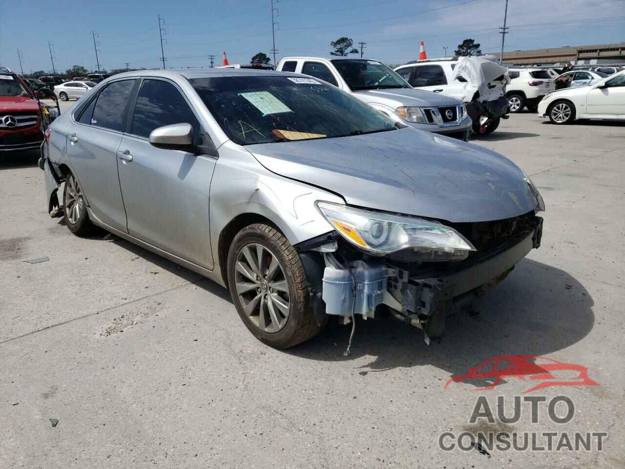 TOYOTA CAMRY 2016 - 4T4BF1FK2GR536894