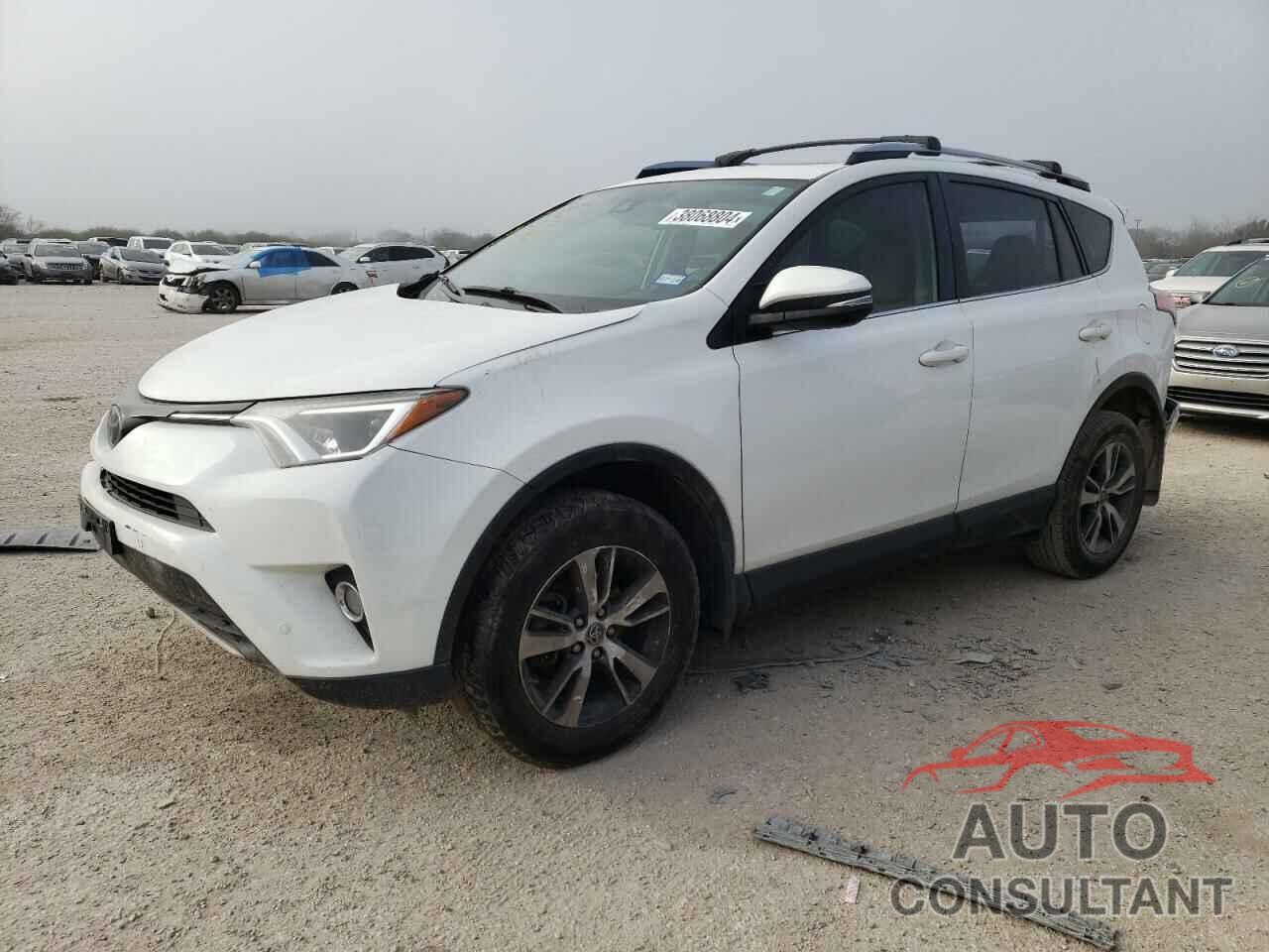 TOYOTA RAV4 2017 - JTMWFREV8HJ104193